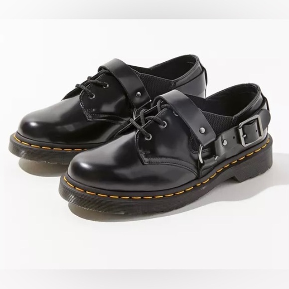 Dr. Martens Fulmar 3-Eye Oxford Shoes - Picture 1 of 9